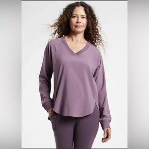 Athleta Zephyr V Neck Top